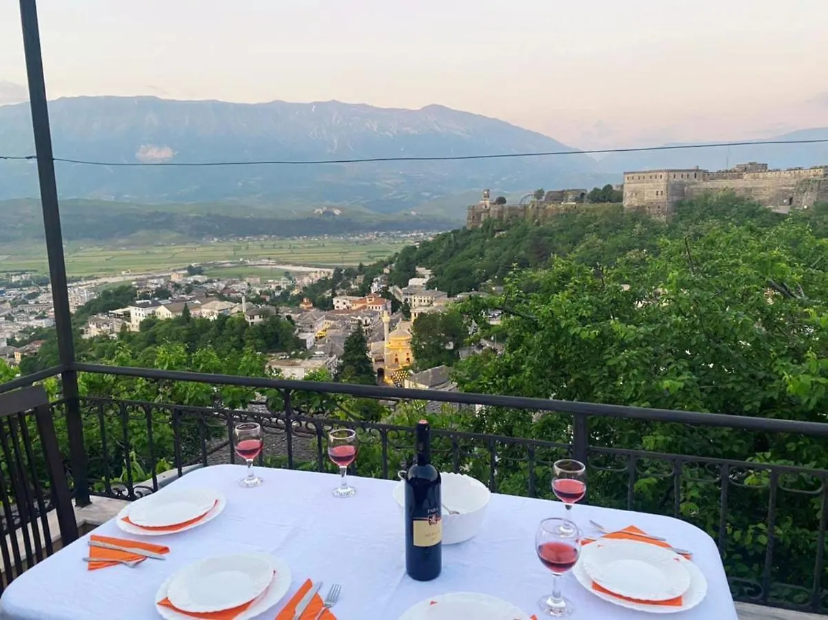 Inn Cloud Gjirokastër 0*,  Albánie