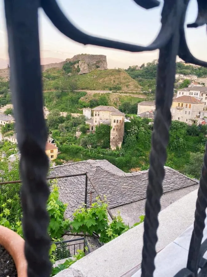 Inn Cloud Gjirokastër Vila